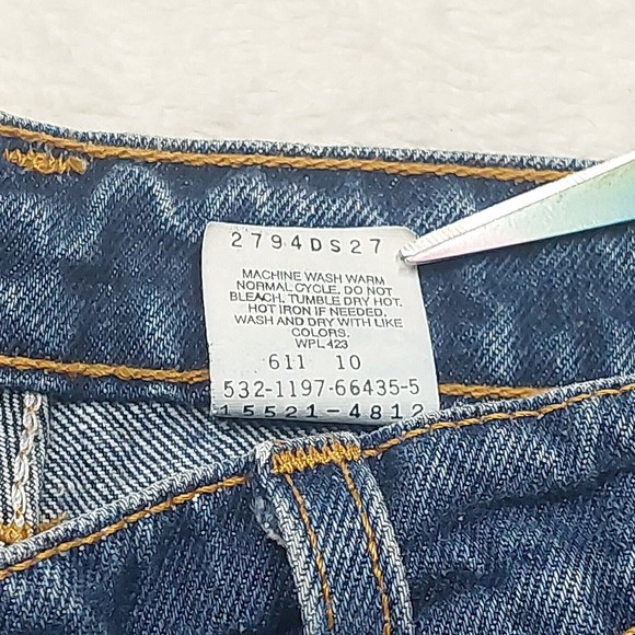 VTG Levis 512 Slim Fit Tapered Leg Jeans High Rise Womens Size 14R Blue USA Made - Picture 10 of 11